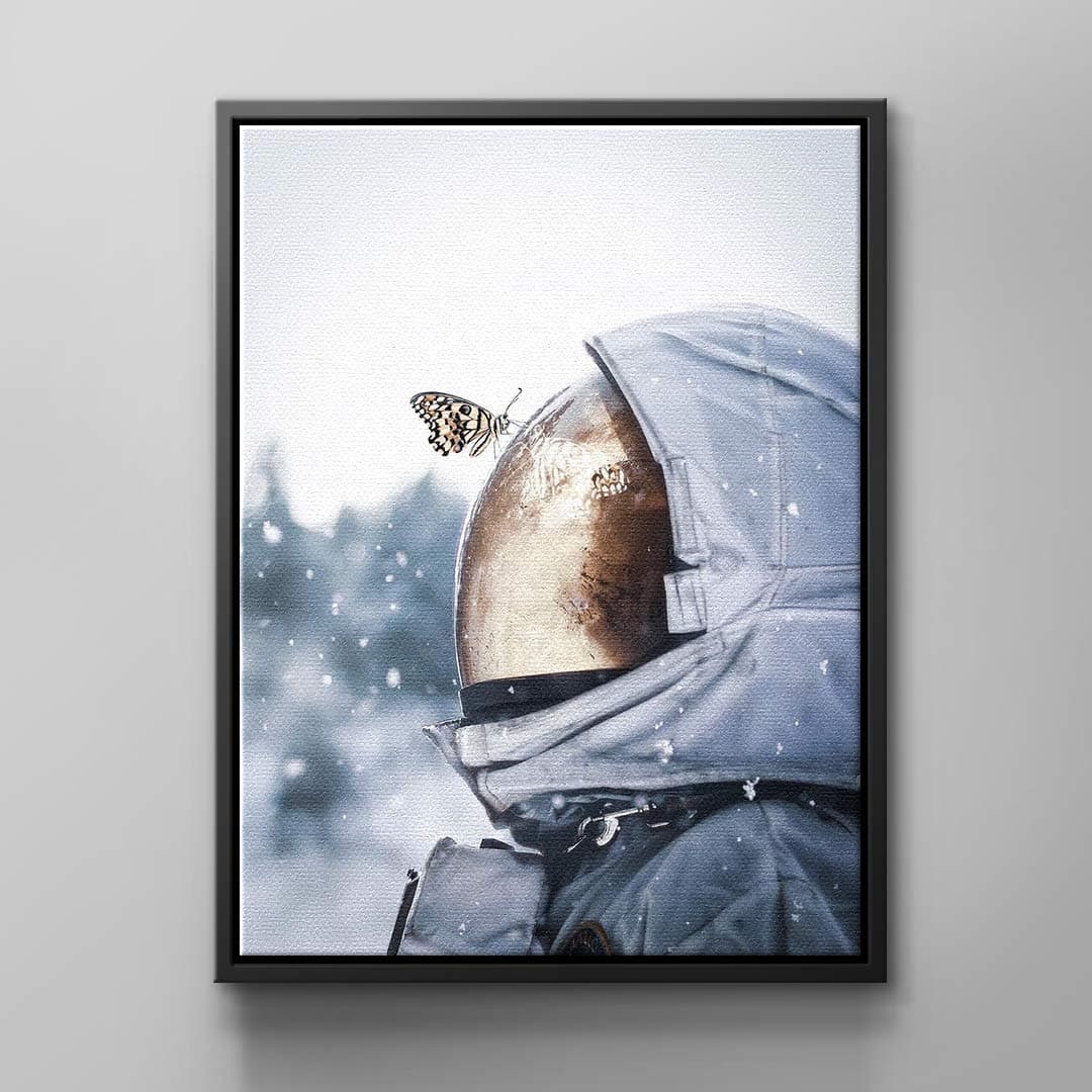 Tablou canvas astronaut cu fluture albastru – decor cameră adolescent